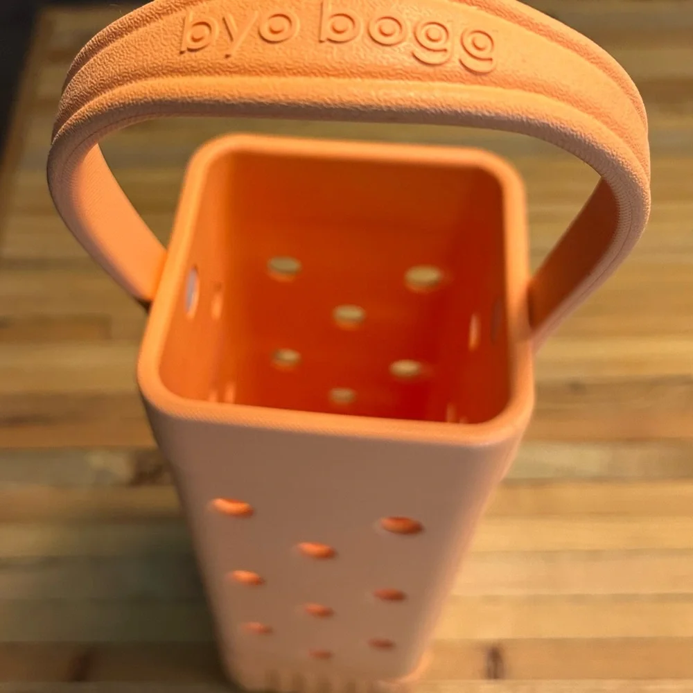 BOGG BAG Orange Tote - Picture 2 of 3